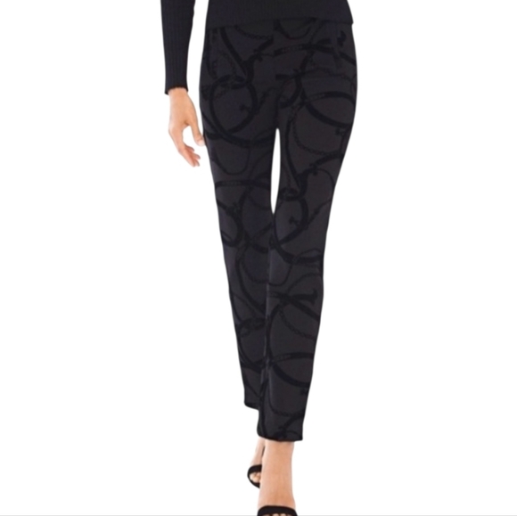 Chico's Black Chain Patterned Women's Straight Leg Pants Sz 1.5 - Picture 2 of 5